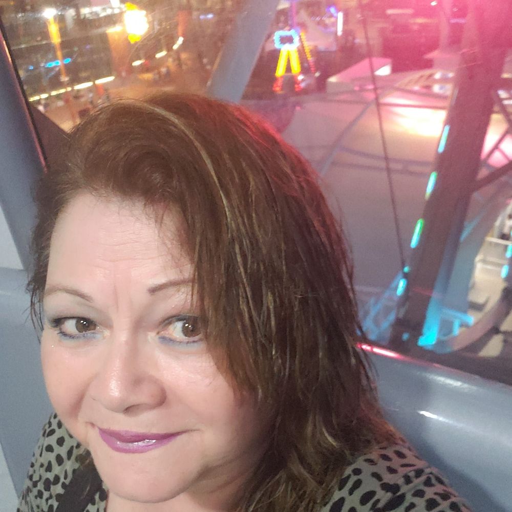 Meet your Posher, Yolanda